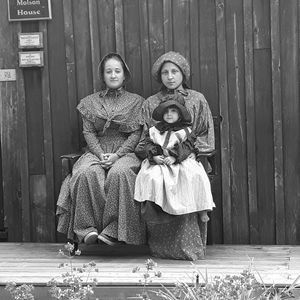 Meet your Posher, Terra